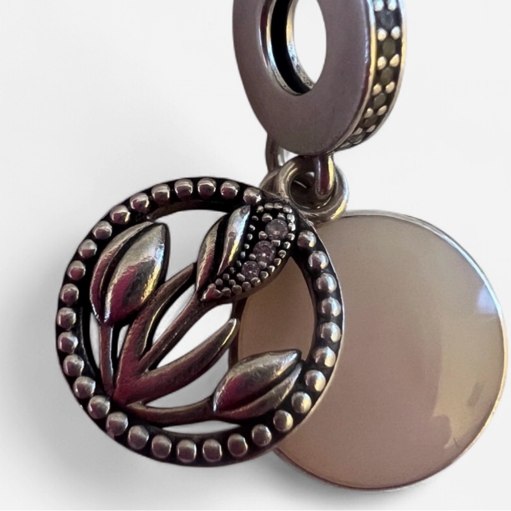 Pandora Tulip silver dangle Charm - Picture 2 of 7